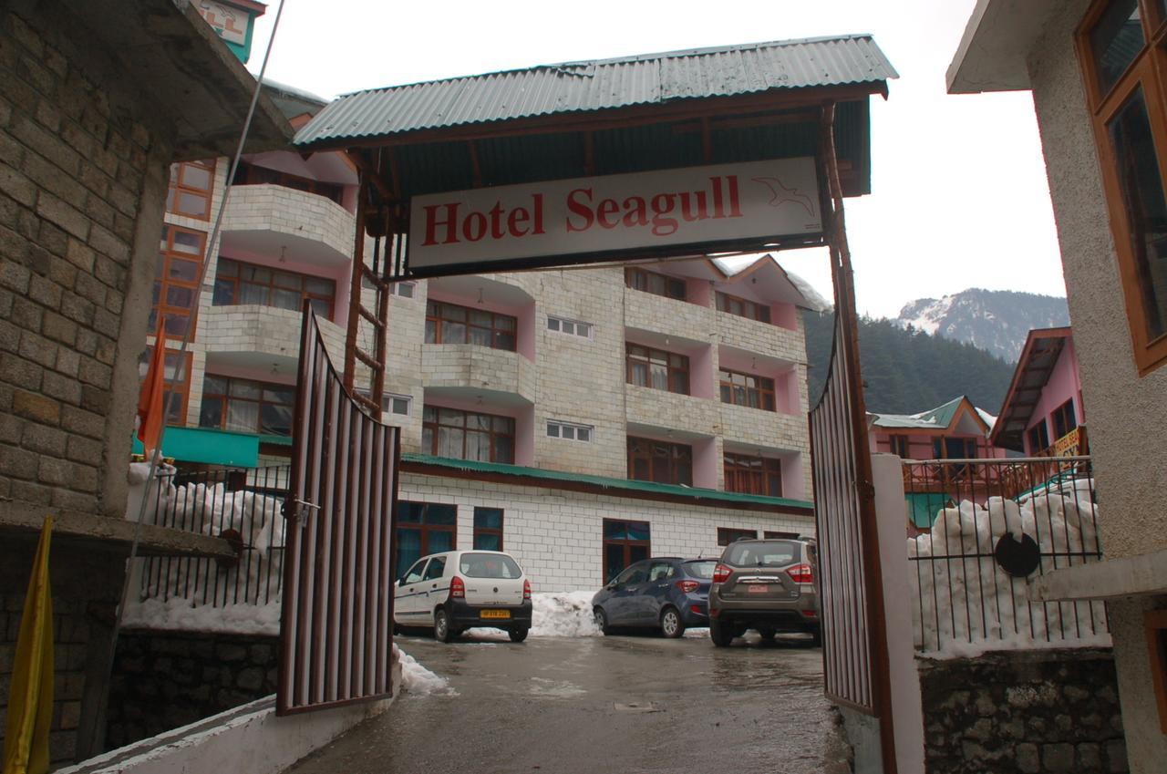 Hotel Seagull Manāli Exteriör bild